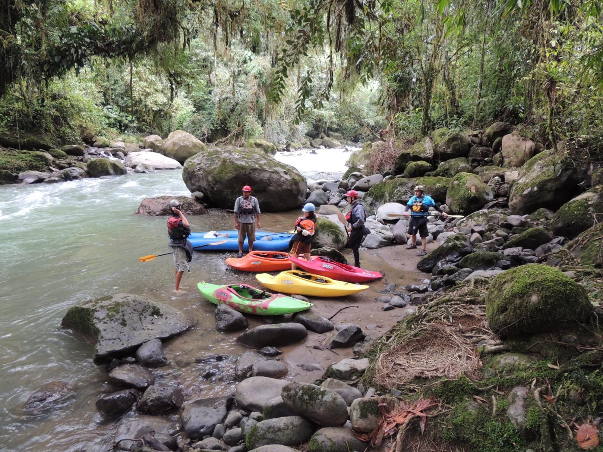 Pacuare River Lodge Bajo Tigre ภายนอก รูปภาพ